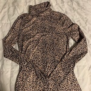 Cheetah Long sleeve turtleneck